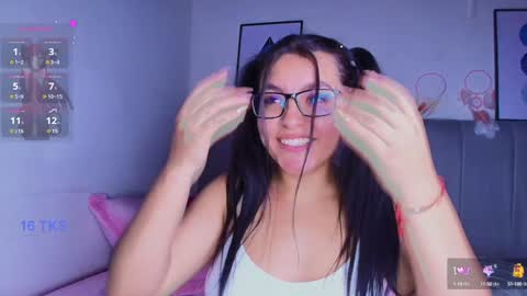 Snapshot of layla_nicols chatting on 01.13.25 Layla online show from 01.13.25