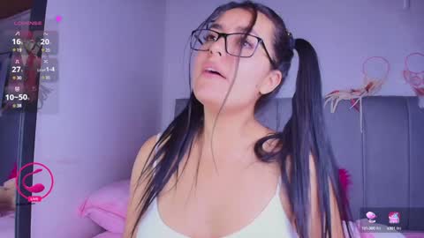 Snapshot of layla_nicols chatting on 01.13.25 Layla online show from 01.13.25