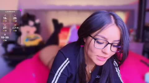 Snapshot of layla_nicols chatting on 02.20.25 Layla online show from 02.20.25