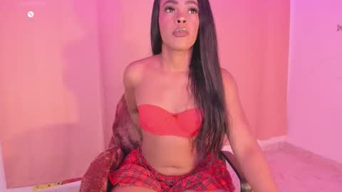 LAYLA online show from 03.25.26