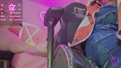 Snapshot of laylafoxy_tay chatting on 02.02.26 laylafoxy_tay online show from 02.02.26