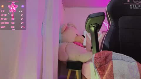 Snapshot of laylafoxy_tay chatting on 02.04.26 laylafoxy_tay online show from 02.04.26