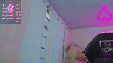 Snapshot of laylafoxy_tay chatting on 02.05.26 laylafoxy_tay online show from 02.05.26