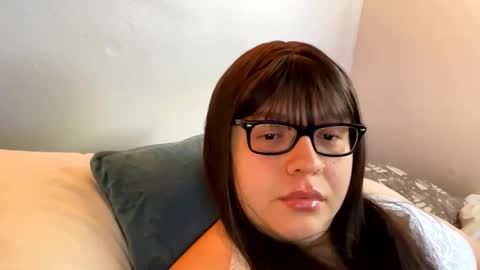 laylajuicybutt online show from 12.31.24