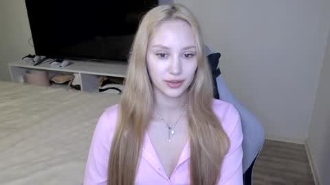 LaylaPretty001 online show from 04.04.26