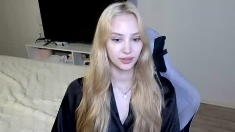 LaylaPretty001 online show from 06.22.26