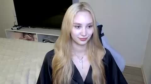 LaylaPretty001 online show from 07.04.26
