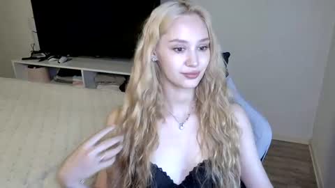 LaylaPretty001 online show from 07.22.26