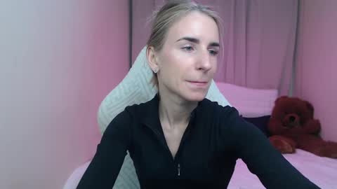 Snapshot of laymablast chatting on 04.24.26 laymablast online show from 04.24.26