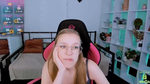 layriantavee online show from 01.08.25