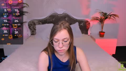 layriantavee online show from 01.17.25