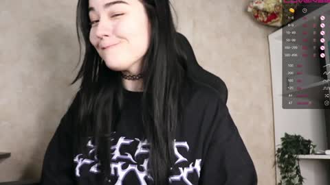 Lisa online show from 01.21.25