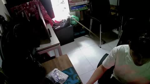 Snapshot of le_petit_princeb612 chatting on 09.09.25  andres  online show from 09.09.25