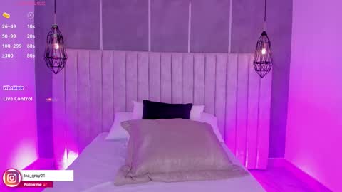    online show from 10.22.25