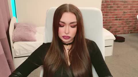 lea_loon online show from 10.27.25