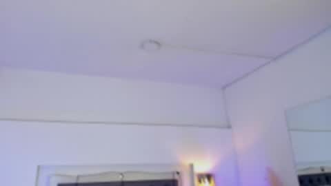 Snapshot of lea_walkerr chatting on 04.21.26 lea_walkerr online show from 04.21.26