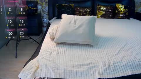 Emma online show from 10.22.25