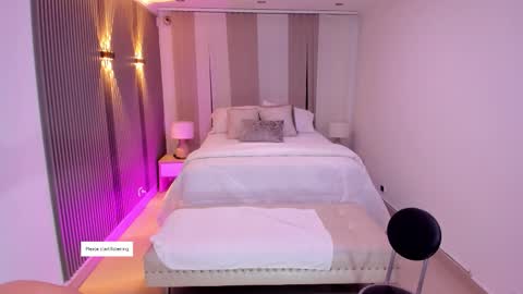 Leah  Greyy online show from 02.18.26