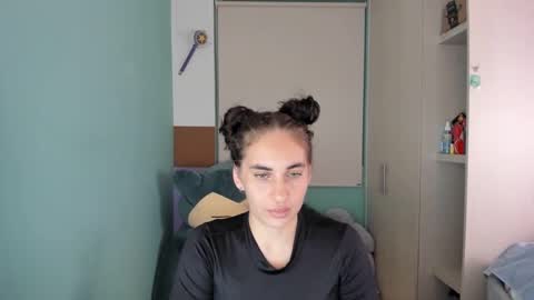 Laura online show from 01.17.25