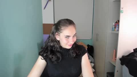 Laura online show from 01.22.25