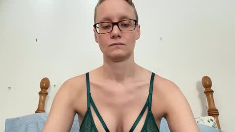 Lee online show from 02.28.25