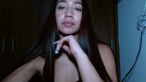 Snapshot of leanaalhub chatting on 01.27.25 leanaalhub online show from 01.27.25