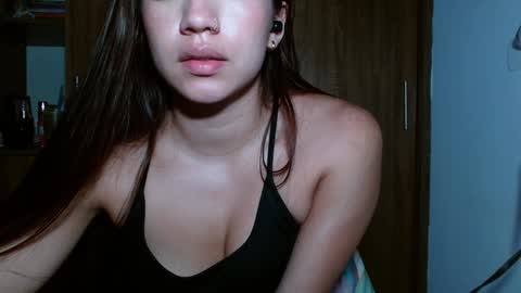 Snapshot of leanaalhub chatting on 01.28.25 leanaalhub online show from 01.28.25