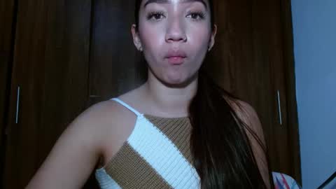 Snapshot of leanaalhub chatting on 03.02.25 leanaalhub online show from 03.02.25