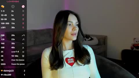 Leana online show from 10.17.25