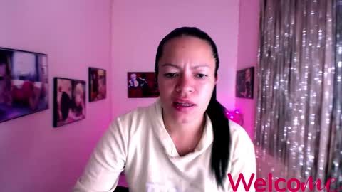 Leandra online show from 12.06.24