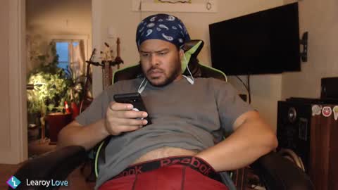 Learoy online show from 12.16.24