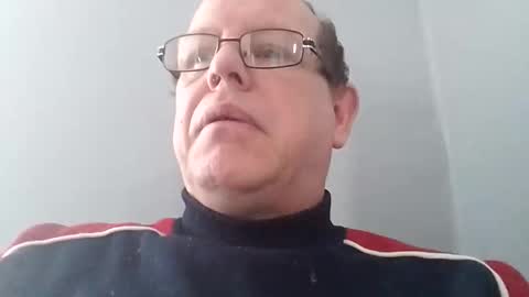 Snapshot of leatherpants68 chatting on 04.15.26 leatherpants68 online show from 04.15.26