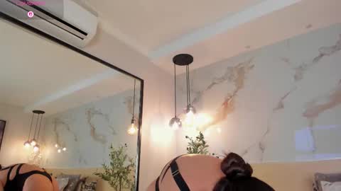    online show from 11.04.25