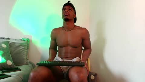 Snapshot of lebron_black_ chatting on 02.12.26 Lebron online show from 02.12.26