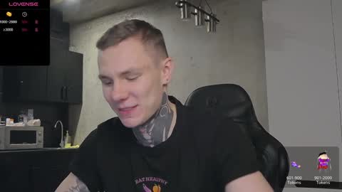 Snapshot of lechery_boy chatting on 12.21.24 Lechery boy online show from 12.21.24