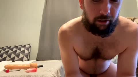 Snapshot of leearonn12 chatting on 03.01.25 leearonn12 online show from 03.01.25