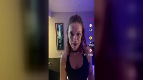 Leelou online show from 07.10.26