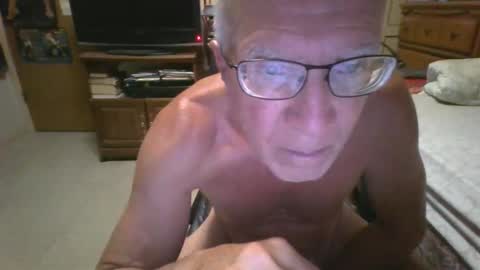 Snapshot of leezamm1132 chatting on 06.04.26 leezamm1132 online show from 06.04.26