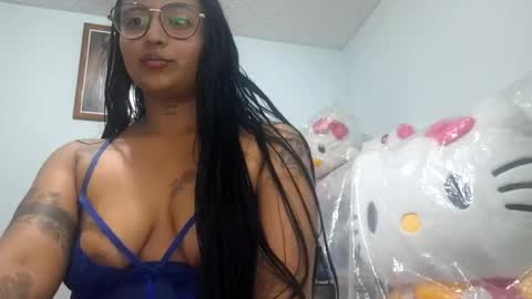 Snapshot of legscaramelxx chatting on 07.15.26 legscaramelxx online show from 07.15.26