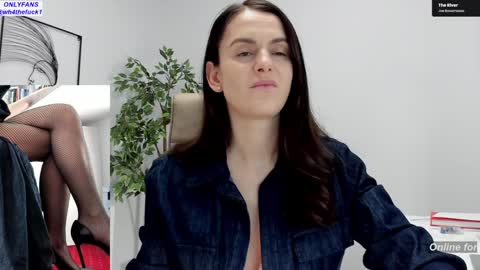 Elle  online show from 02.25.26