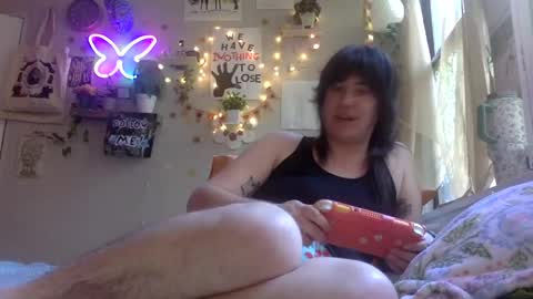 Snapshot of leiacontrolled chatting on 05.20.26 LeiaControlled online show from 05.20.26
