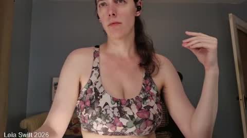 Leia Swift online show from 06.18.26