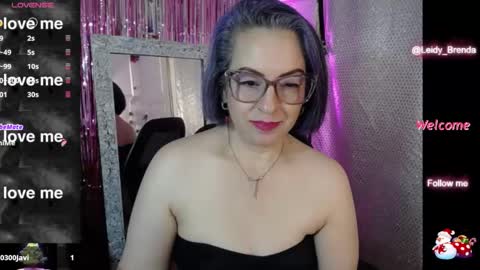 Snapshot of leidy_brenda chatting on 12.15.24 Leidy Brenda online show from 12.15.24