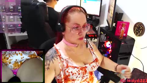 LeidyDi223 online show from 10.15.25