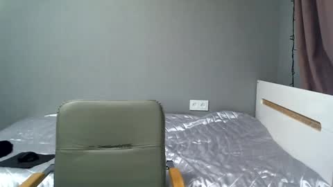 Snapshot of leila_cam18 chatting on 01.16.25 Leila online show from 01.16.25