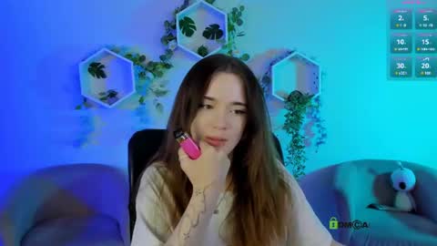 Leila online show from 07.10.26