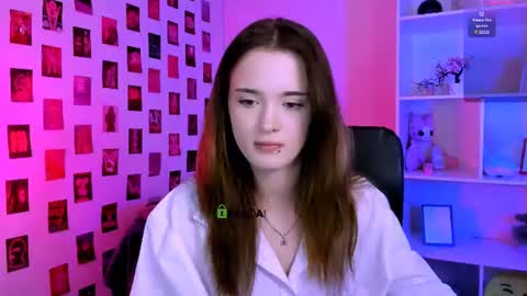 Leila online show from 07.10.26