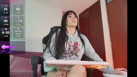 Leila online show from 07.20.26