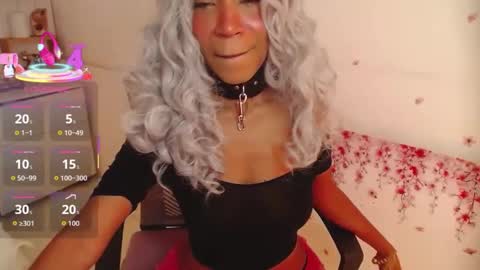 Snapshot of leilaebony_ chatting on 09.30.25 leilaebony_ online show from 09.30.25