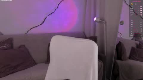Snapshot of leilalafleur_ chatting on 03.19.26 leilalafleur_ online show from 03.19.26